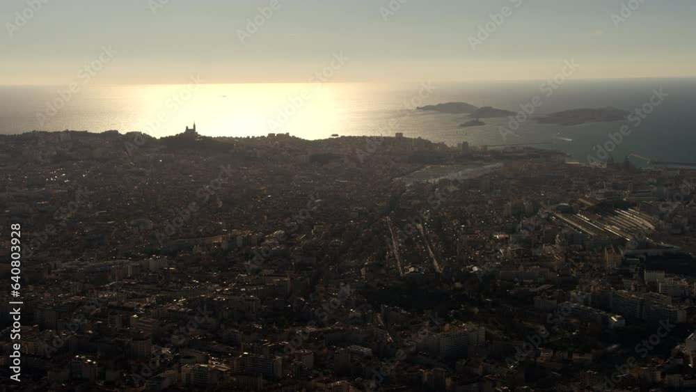 baie de marseille en contre jour baie de marseille en contre jour