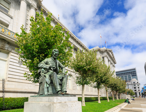 Sunny view of The Abraham Lincoln Monument in front of the San Francisco City Hall