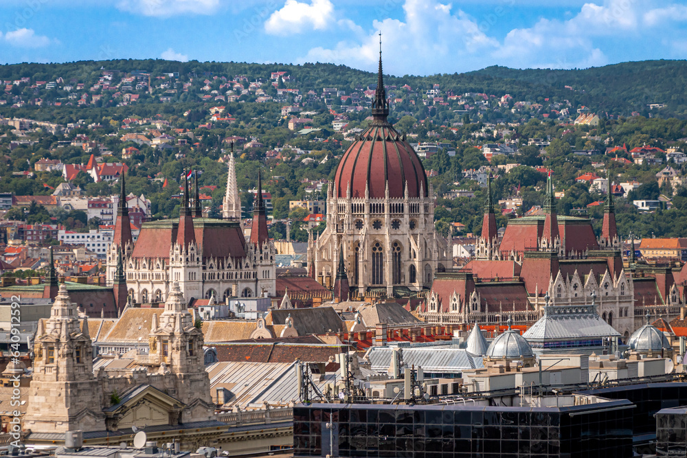 Obraz premium view over Budapest
