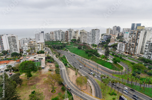 Vista Panoramica de la costa verde limite entre Barranco y Miraflores en Lima Peru