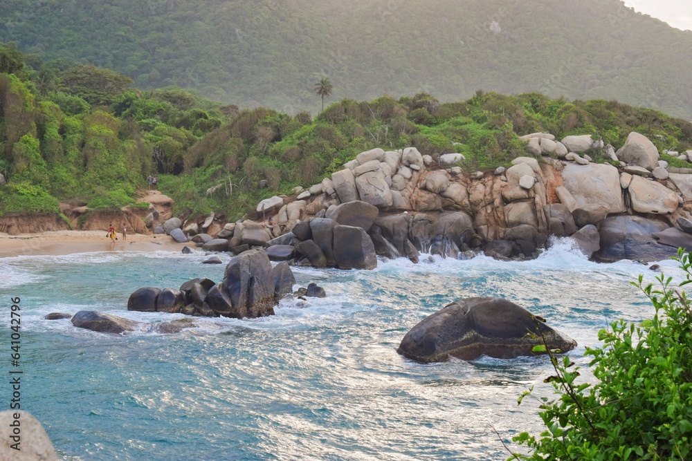 Fototapeta premium rocks and beach 