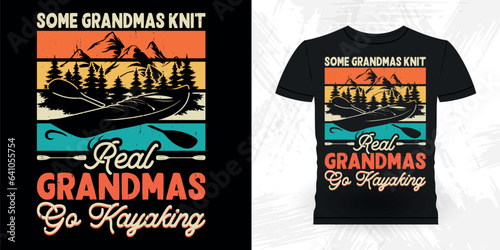 Mother's Day Mom Lover Funny Paddling Boat Retro Vintage Kayaking T-shirt Design