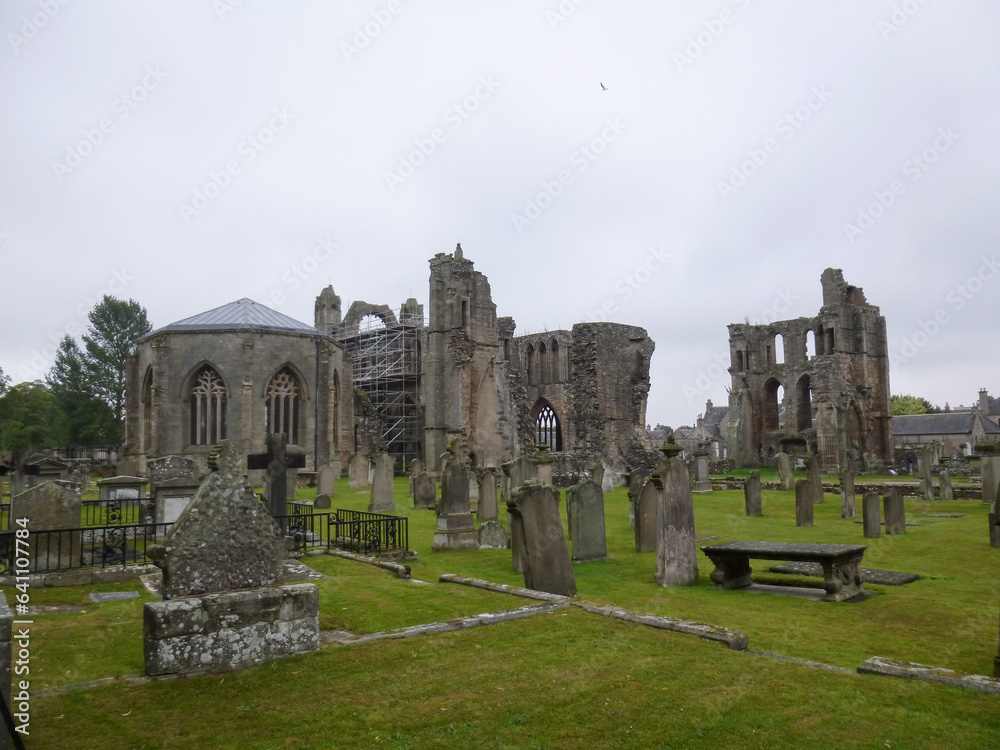 Fototapeta premium Holy Trinity cathedral in Elgin