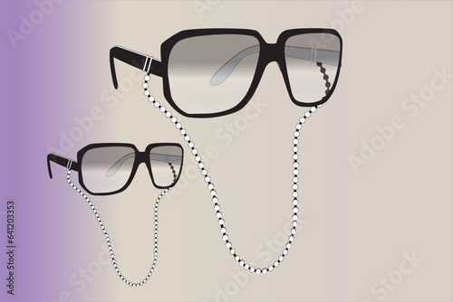 Chain Glasses