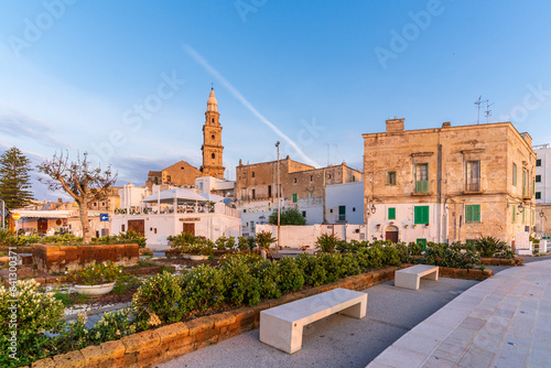 Fotografie The old city of Monopoli Town in Italy