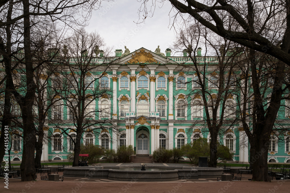 View of the Winter Palace Garden and the Hermitage building in the background on an autumn day, St. Petersburg, Russia