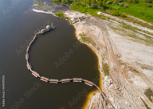 Obraz na plátne Suction tube dredger in sand mining quarry on sunny day