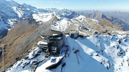 Schilthorn piz Gloria: fantastic shot in orbit over the station and the funicular, overlooking a spectacular Swiss landscape.