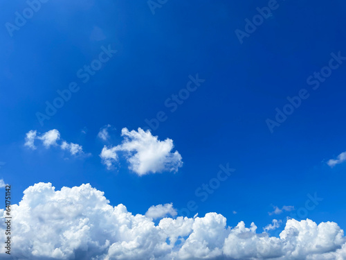 夏の空と雲