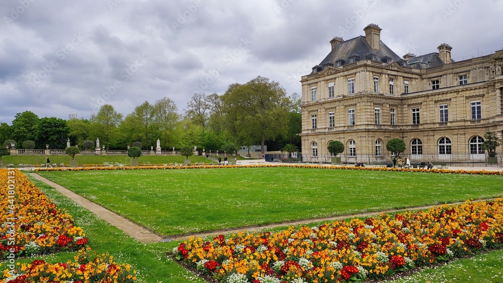 jardín luxemburgo parís francia