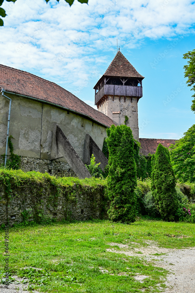 Kirchenburg Gräfenburg Kelling, Cetatea Țaraneasca Calnic, im Sommer bei blauem Himmel, Calnic, Siebenbürgen, Rumänien Kirchenburg Gräfenburg Kelling, Cetatea Țaraneasca Calnic, im Sommer bei blauem Himmel, Calnic, Siebenbürgen, Rumänien