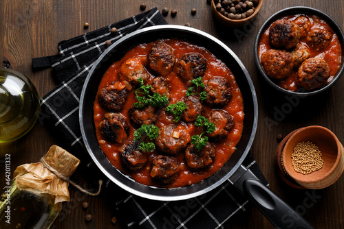 Tasty meat food and homemade food concept - meatballs