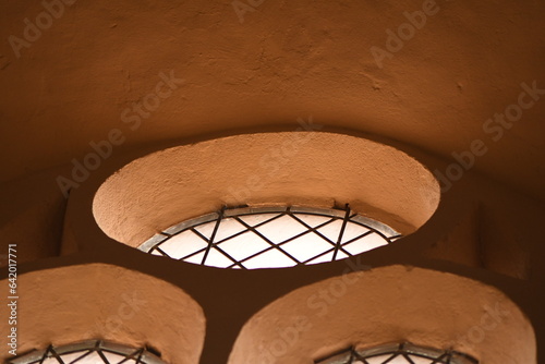 Φωτογραφία window in the church of the holy sepulchre