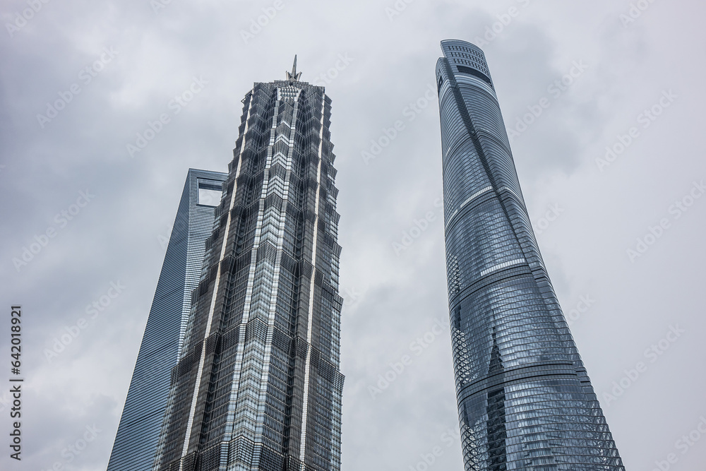 Fototapeta premium Skyscrapers in Shanghai, China.