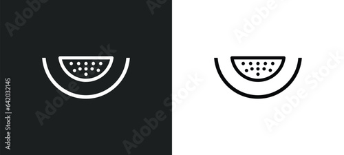 melon icon isolated in white and black colors. melon outline vector icon from fruits collection for web, mobile apps and ui.