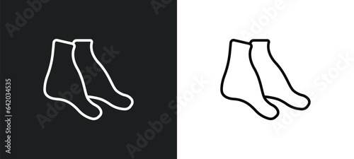 tiptoe feet icon isolated in white and black colors. tiptoe feet outline vector icon from human body parts collection for web, mobile apps and ui.