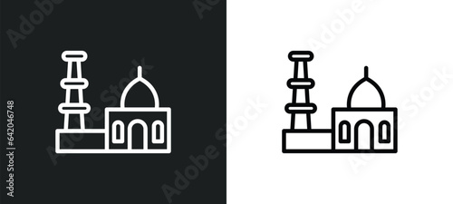 qutb minar in new delhi icon isolated in white and black colors. qutb minar in new delhi outline vector icon from monuments collection for web, mobile apps and ui.