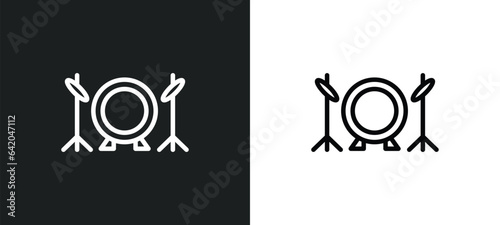 drums icon isolated in white and black colors. drums outline vector icon from music collection for web, mobile apps and ui.