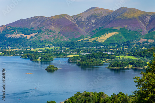 Fotografia Beautiful lake and rural English countryside scenery (Lake District, Cumbria)