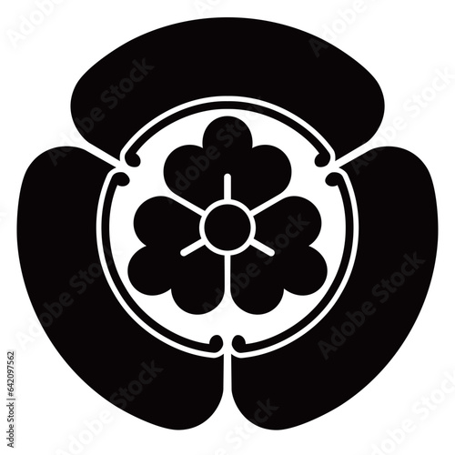 家紋です。三瓜に三つ唐花といいます。