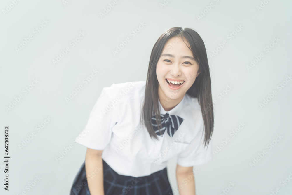 制服を着た日本人女子高校生のポートーレート 制服を着た日本人女子高校生のポートーレート