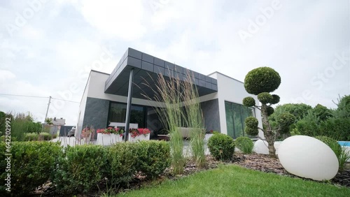 Design house - modern villa with open plan living and private bedroom wing. Large terrace with privacy thanks to the house, swimming pool.