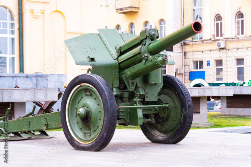 Canvastavla gun of World War II.  cannon.