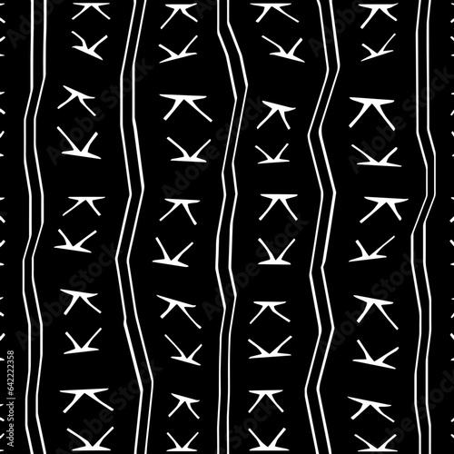 White background with black pattern.Repeat Pattern for fashion, textile design,  on wall paper, wrapping paper, fabrics and home decor. Seamless pattern in grunge style.