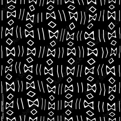 White background with black pattern.Repeat Pattern for fashion, textile design,  on wall paper, wrapping paper, fabrics and home decor. Seamless pattern in grunge style.