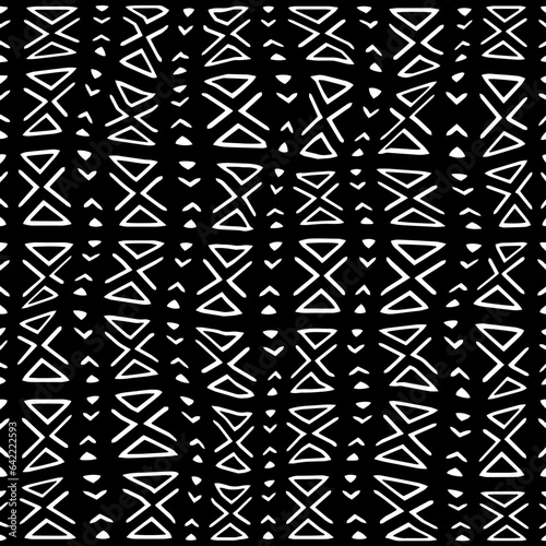 White background with black pattern.Repeat Pattern for fashion, textile design,  on wall paper, wrapping paper, fabrics and home decor. Seamless pattern in grunge style.