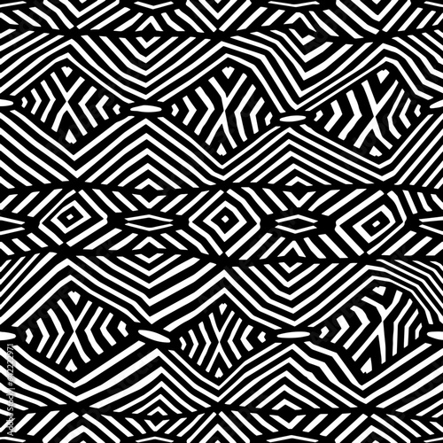 White background with black pattern.Repeat Pattern for fashion, textile design,  on wall paper, wrapping paper, fabrics and home decor. Seamless pattern in grunge style.