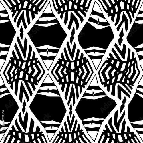 White background with black pattern.Repeat Pattern for fashion, textile design,  on wall paper, wrapping paper, fabrics and home decor. Seamless pattern in grunge style.