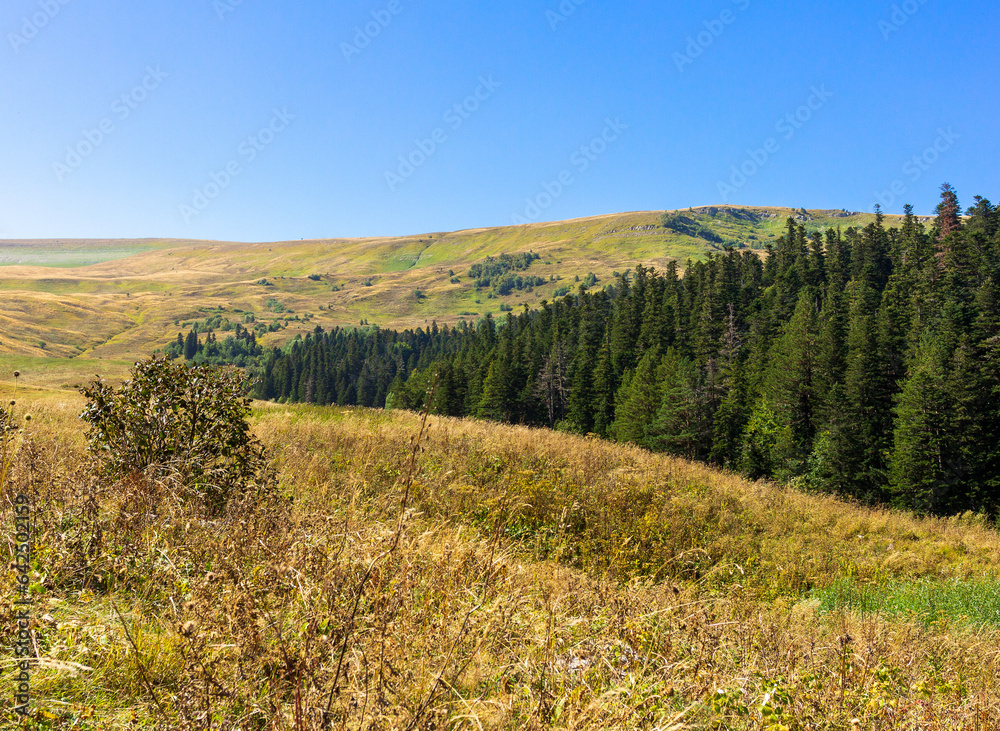 the beginning of autumn in the highlands, nature walks, panoramic views of the mountains, routes and recreation in the mountains. the beginning of autumn in the highlands, nature walks, panoramic views of the mountains, routes and recreation in the mountains.