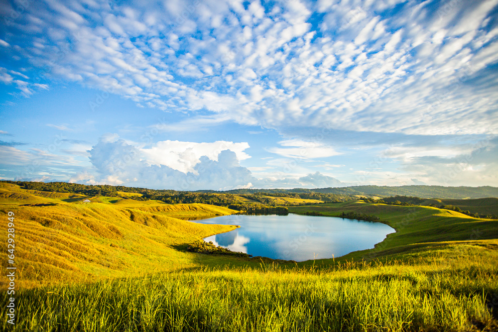 Obraz premium Imfote Lake, a beutiful landscape in Jayapura, Papua, Indonesia. The shape of the lake is look like a heart so that it is also called lake love.