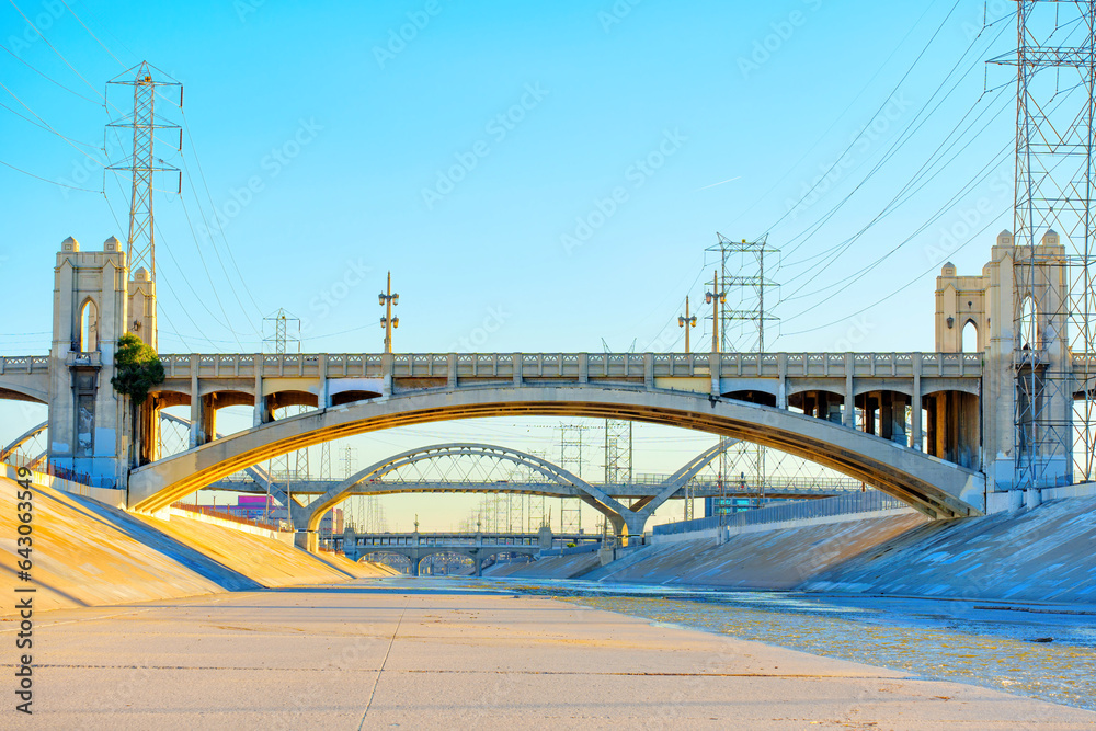 Obraz premium Beautiful Bridges Spanning over the LA River