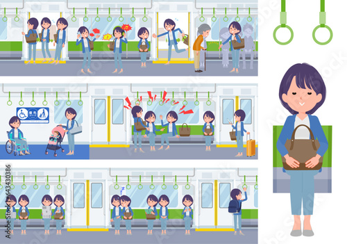 電車に乗る広報担当女性のセット