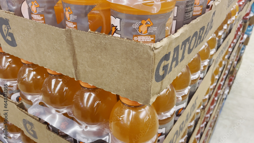 Food Lion grocery store Gatorade sports drink 8 packs display tilt