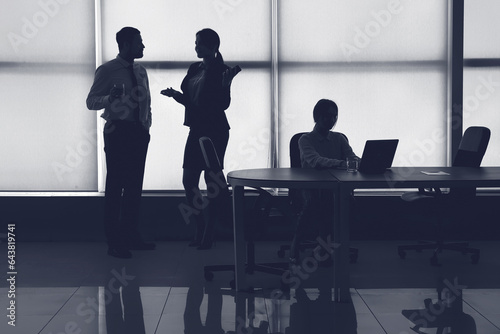 Businesspeople silhouettes ...