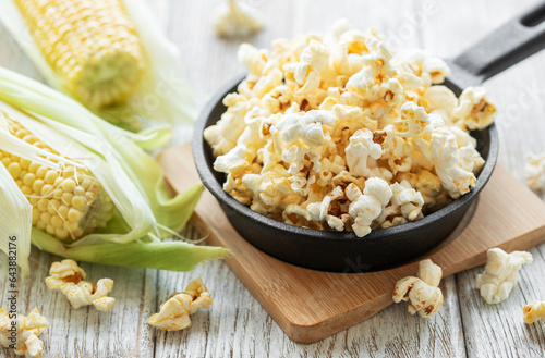 фотографія Tasty salted homemade popcorn