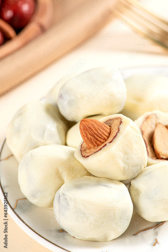 Milk dates,Milk jujube,milk powder wrapped jujube and almonds, casual snacks, yogurt snacks Milk dates,Milk jujube,milk powder wrapped jujube and almonds, casual snacks, yogurt snacks