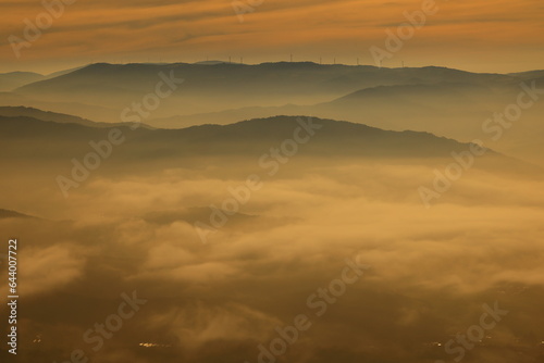 山並みと雲海 © yspbqh14