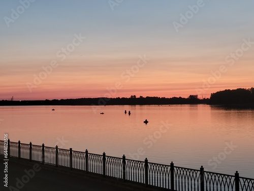 sunset on the lake © Yulia