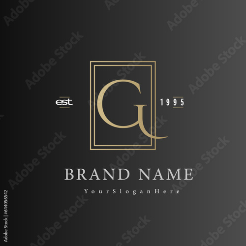 G Vintage letter logo photo