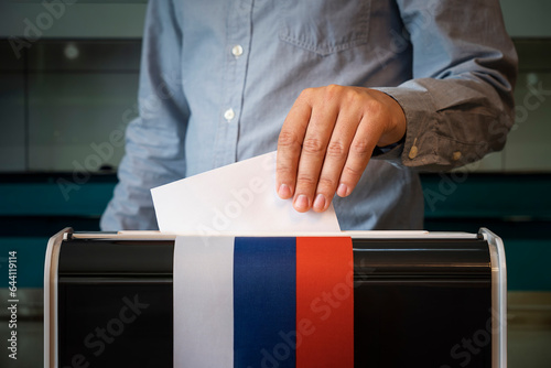 Canvastavla voters to vote on a single voting day in Russia at a polling station