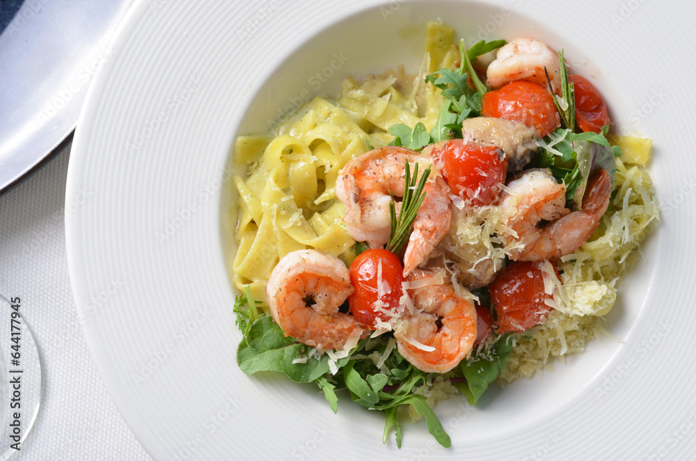 Shrimp Fettuccine Pasta, Italian Pasta with Shrimps and Creamy Sauce, Top View Shrimp Fettuccine Pasta, Italian Pasta with Shrimps and Creamy Sauce, Top View