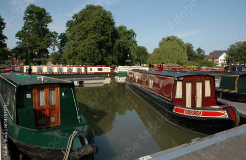 Canal; péniches; ecluse; Stratford; Angleterre; Grande Bretagne