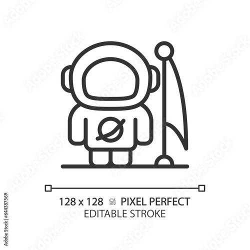Man on moon pixel perfect linear icon. Lunar landing. Astronaut suit. Space achievement. Apollo 11. First step. Thin line illustration. Contour symbol. Vector outline drawing. Editable stroke