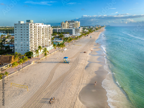Fototapeta Naklejka Na Ścianę i Meble -  Hollywood Beach, Sunrise, early morning..Miami,  North Miami, Miami,Broward, Florida,USA