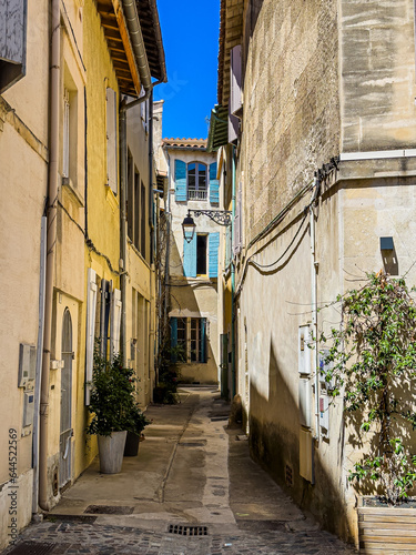 Arles Unveiled  Roaming the Charming Streets of the Old Village
