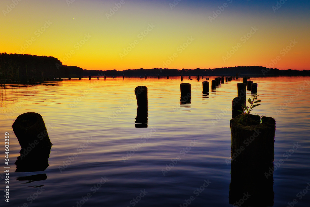 Sunset on the Lake - Landscape - Beautiful - silhouette - Sunrise Sea - Colorful - Reed - Clouds - Sky - Sundown - Sun - Water - Stake - Wood - Background - Summer Sunset on the Lake - Landscape - Beautiful - silhouette - Sunrise Sea - Colorful - Reed - Clouds - Sky - Sundown - Sun - Water - Stake - Wood - Background - Summer